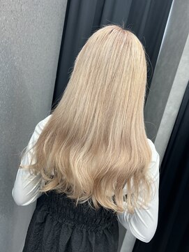 リリー ヘアーアンドビューティー(Lily) ホワイトミルクティー