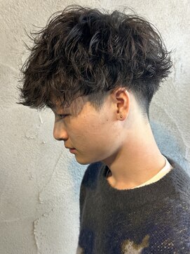 ニアウ 高崎店(Niau) 波巻きパーマ波巻きスパイラルパーマメンズパーマ群馬高崎眉毛