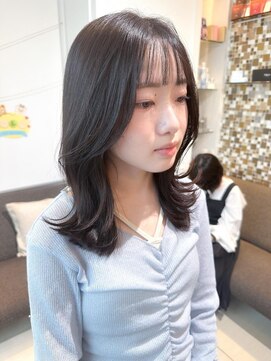 ネオリーブ チロル 横浜西口店(Neolive CiroL.) 顔周り韓国風レイヤー王道くびれヘアミディアム【横浜】k