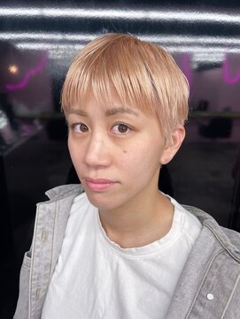 キジ(KIJI) ベリーショート/ホワイトピンクベージュ/ハイトーンカラー