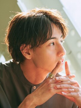 エルマーク 神戸三宮(L-MARK) センターパートニュアンスパーマ韓国カルマパーマコンマヘア