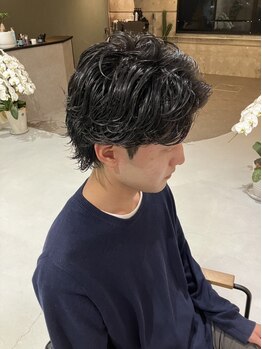 ヴェイラー(valour)の写真/【メンズも気軽に通える】関西で活躍した経験豊富なスタイリストが、あなたに一番似合うスタイルをご提案！