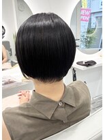 リュール バイ ヘッドライト 北千住店(lueur by HEADLIGHT)&nbsp;前下がりショートボブ