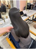 縮毛矯正×ワンカラーのオリーブグレージュ