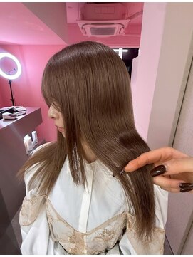 ダズリングディア(Dazzling Deer) ブラウン/ロング/ストレート/暗めカラー/レイヤー