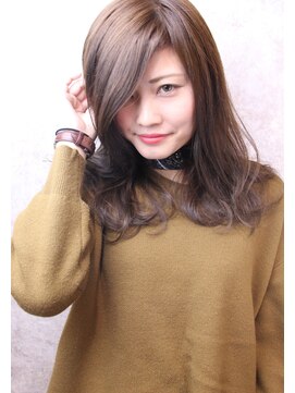 キャアリー(Caary) 外国人風イルミナカラーが大人気なCaary♪