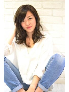 アトリア ヴィラ 横浜(Atria Villa) ルーズカールミディアム /Atria Villa横浜駅東口