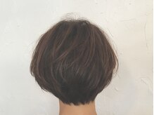 コモレビヘアワークス(komorebi hair works)