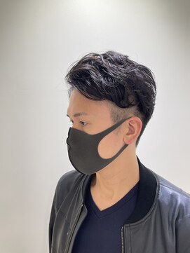 プレミアムバーバー 原宿店(PREMIUM BARBER produce by HIRO GINZA) ツーブロック×ナチュラルパーマ　原宿/渋谷/バーバー/床屋