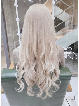 デイズ(days) ホワイトベージュカラー☆ダブルカラー アッシュグレージュ