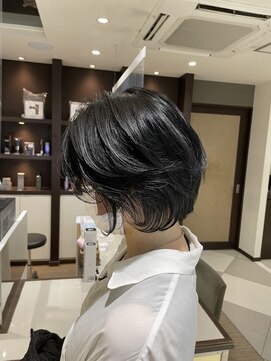 ジャパン ホンテン(JAPAN HONTEN) ナチュラルショートボブ