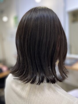 ウルラボ(ULULABO) 切りっぱなしボブ