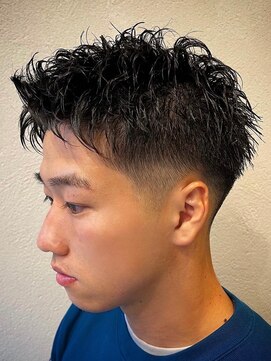 ビンゴ(BINGO) ba602ニュアンスカラーモテ髪束感バーバー刈り上げアップバンク