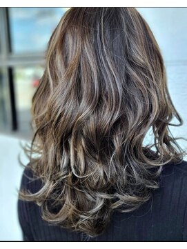 トイロ(toilo) ハイライトカラー　外国人風カラー