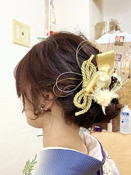 カットハウス はさみの部屋 振袖ヘア・シニヨンアレンジ