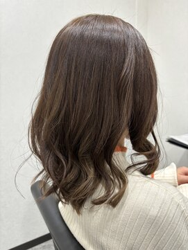 セカンド(Second) Second   ×　巻き髪スタイル