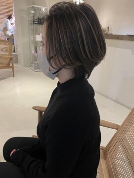 エリス キョウバシ(Eliss) ショートボブ×コントラストハイライト