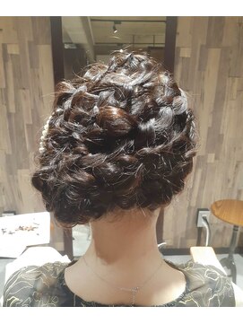 ネセサリー(NECESSARY) ヘアセット