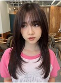 顔周りレイヤーカットくびれヘアミルクティーベージュカラー