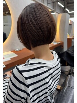 ドロシー 郡山桑野店(Dorothy) ミニウルフチェリーブラウンホワイトグレージュフェザーパーマ