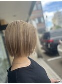軽めストレートボブ