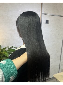 ミーノ(miino) さらっさら黒髪　縮毛矯正