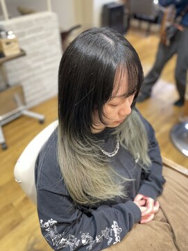 シーループユナイテッドアトリエ(C-LOOP UNITED ATELIER) 艶髪もレイヤースタイルも楽しみたい方に♪【高濃度水素トリ】