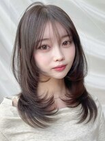 バイオレット 表参道店(Violet)&nbsp;顔周りカットミディアムレイヤーハッシュカットシースルーバング