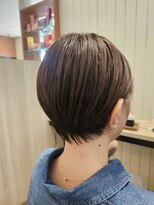 セッションパーゴ(SESSION PAGO)&nbsp;丸みとくびれで魅せる、大人の美シルエットショート。