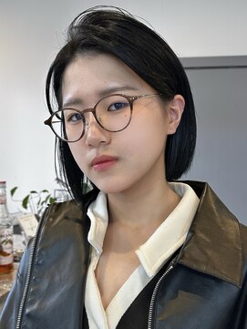 ヨム(YOMU) 周りと差のつく黒髪ボブ