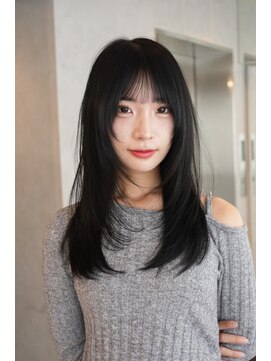 アビー(ABBEY4) 顎下レイヤー、ミディアムレイヤー、ロングレイヤー、表参道