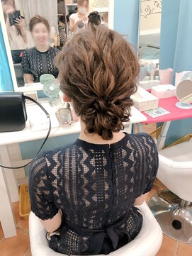 ヘアセットサロン アッシュ 神戸三宮(Ash) カジュアル×キレイめアップ