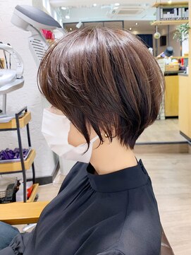 アヴァロン(AVALON) 【30代40代】横顔美人な絶壁解消ショートパーマ「永田カズヤ」