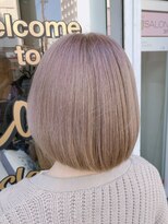 ラビス クローバー(Lovis clover)&nbsp;ピンクミルクティー　ホワイトグレージュ　美髪