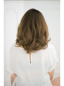 ビューティーアンドバーバー ボンド(beauty&barber Bond) ふわふわ☆ミディアムエアリーボブ☆