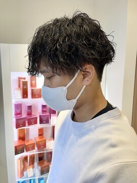 アッシュ 下丸子店(Ash) ツイストスパイラルパーマスリークショートツーブロックマッシュ