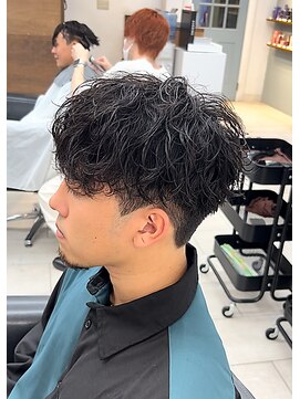 エイド 渋谷(aid) 刈り上げマッシュ×波巻きパーマ