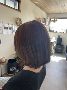 サトイ(satoi) ミディアムボブ【レイヤーボブ】