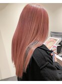 ピンクベージュ