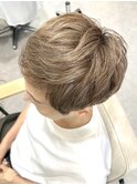 白髪ぼかし★ハイトーントープグレージュ★ベリーショート★坂田