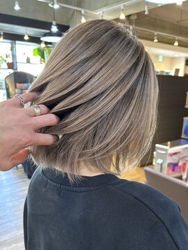 ロダット 横浜(LODAT by little) シャドウルーツ【LODAT横浜】