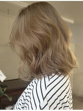 ウィット(wit) sand beige