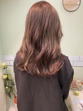 ダアッカ(da acca) 大人ミディアムパーマパールベージュゆるふわウェーブ@20代30代