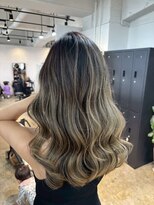 メリー オオサカ(Merly Osaka)&nbsp;根本暗いので放置できるデザイン！バレイヤージュ