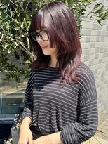 ウィム(wim)&nbsp;顔周りのデザインが可愛い  " wave style "