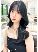 透明感たっぷりブルーブラック