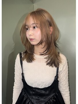 ゾーイダイミョウ(ZOEY daimyo) 大名 レイヤーカット ハッシュカット