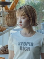 サニーサイド(SUNNY SIDE) ブロンドボブ