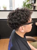 ウルッシュ(Urlush) 無造作ツイストスパイラルショート