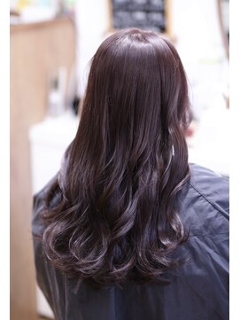 しもやま美容室 ピンクベージュ/ゆる巻きロング